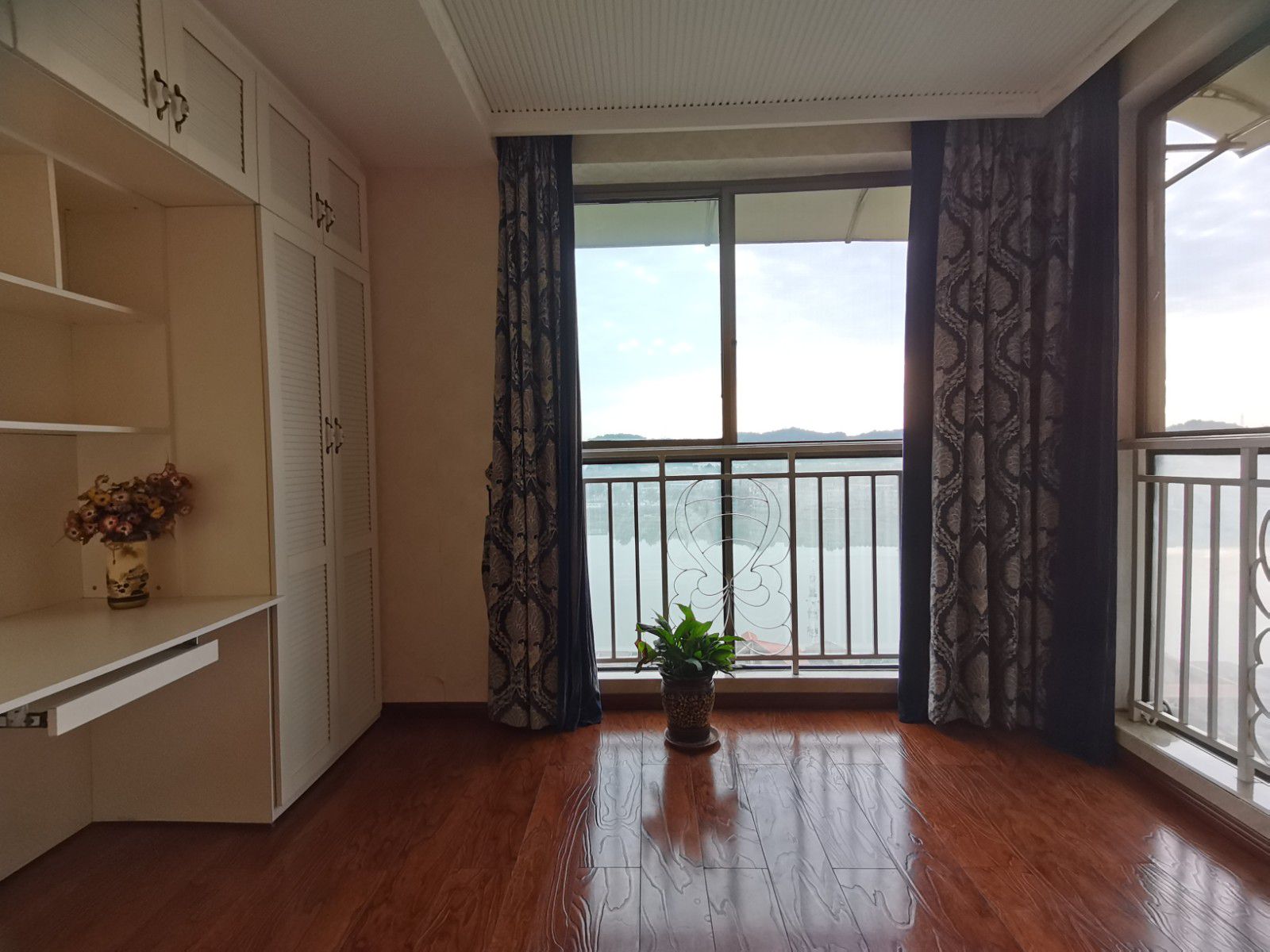 M-15402二手房图片