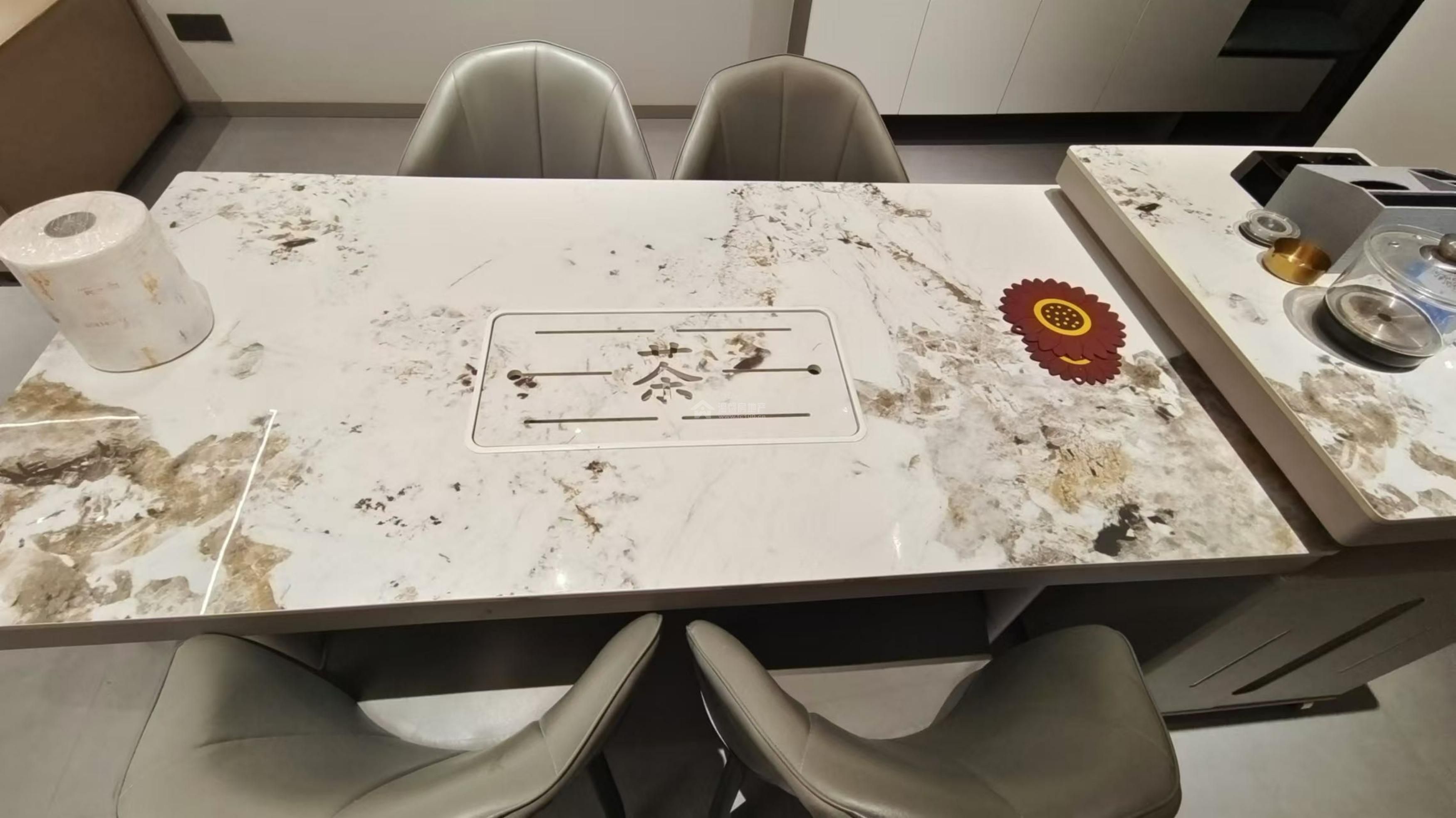 M-42100二手房图片