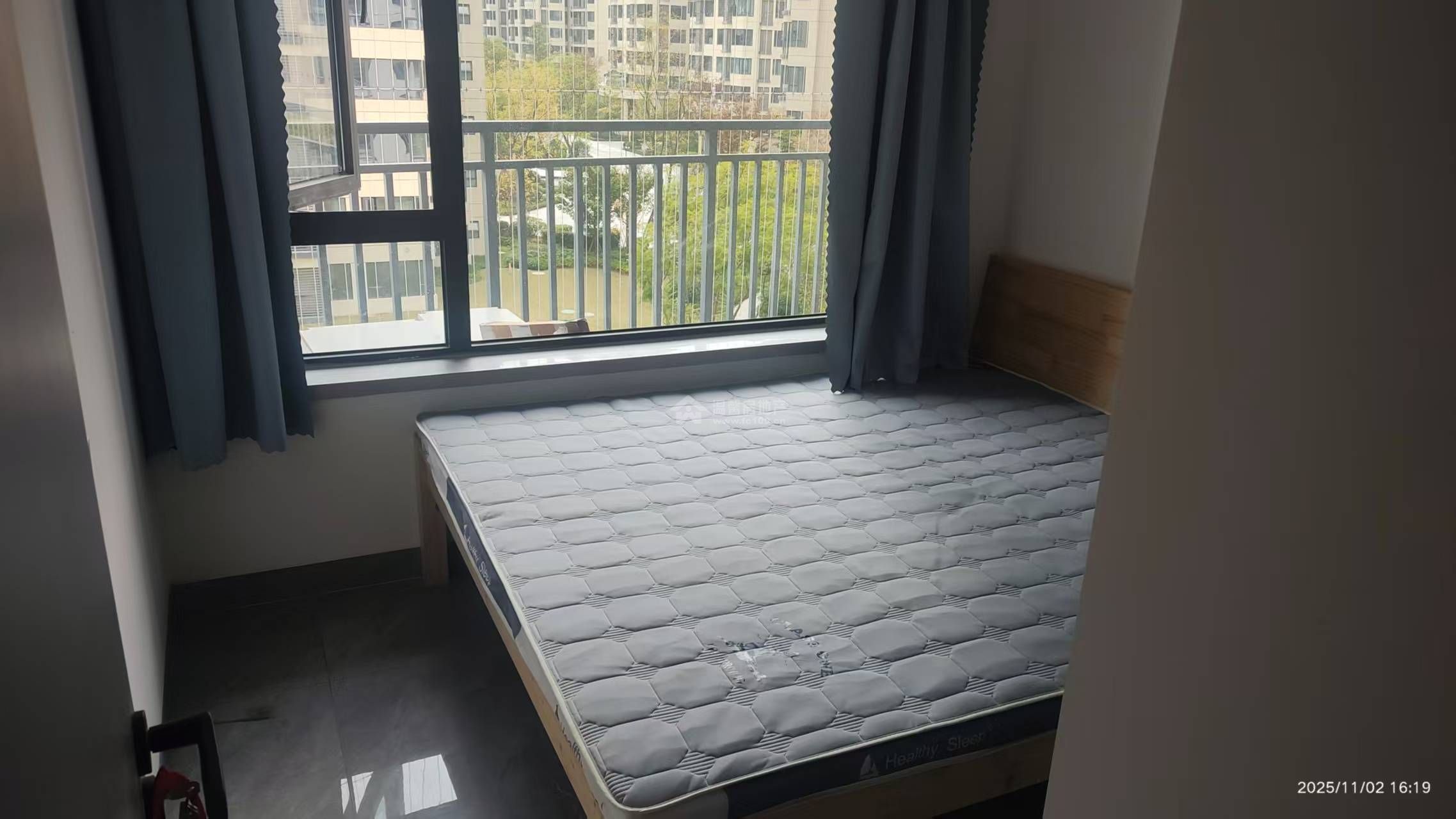 Z-42104二手房图片