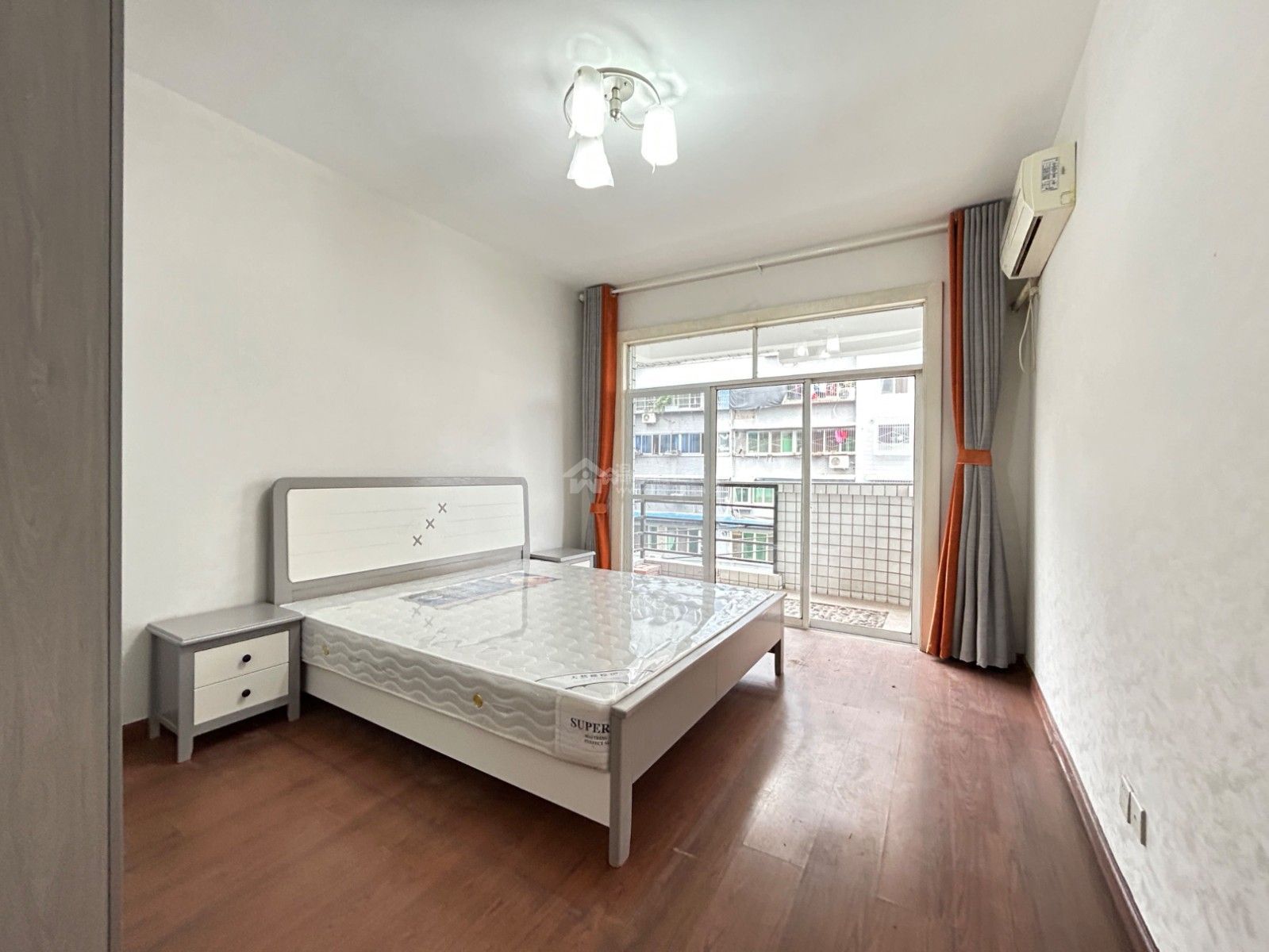 Z-42236二手房图片