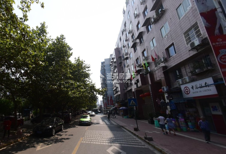 医院路图片