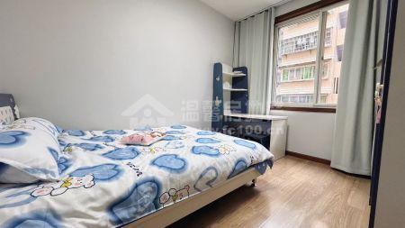 老城区好小区精装修带家具家电套三诚意出售