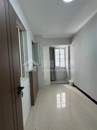 河东花园精装套三