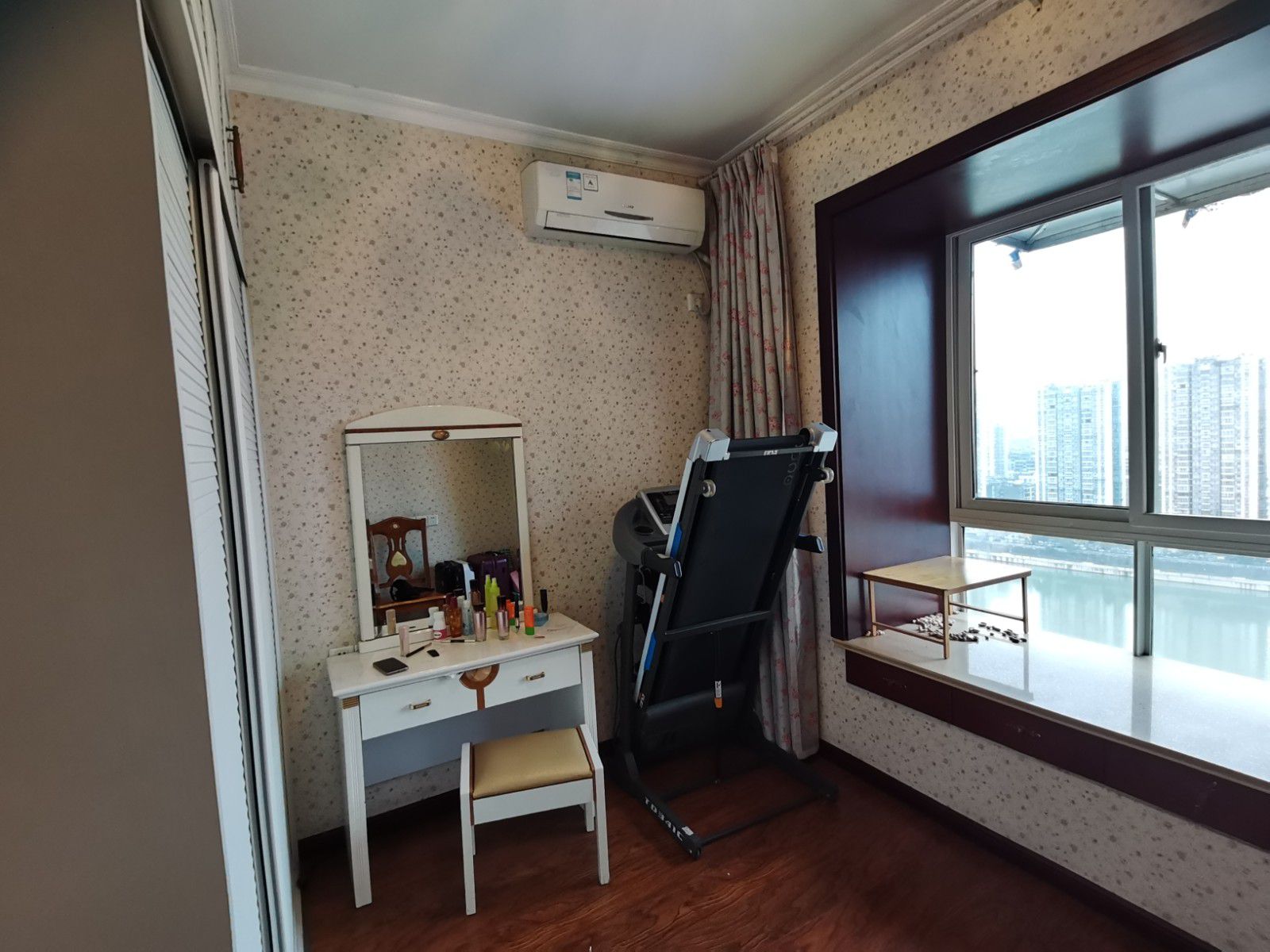 M-15683二手房图片