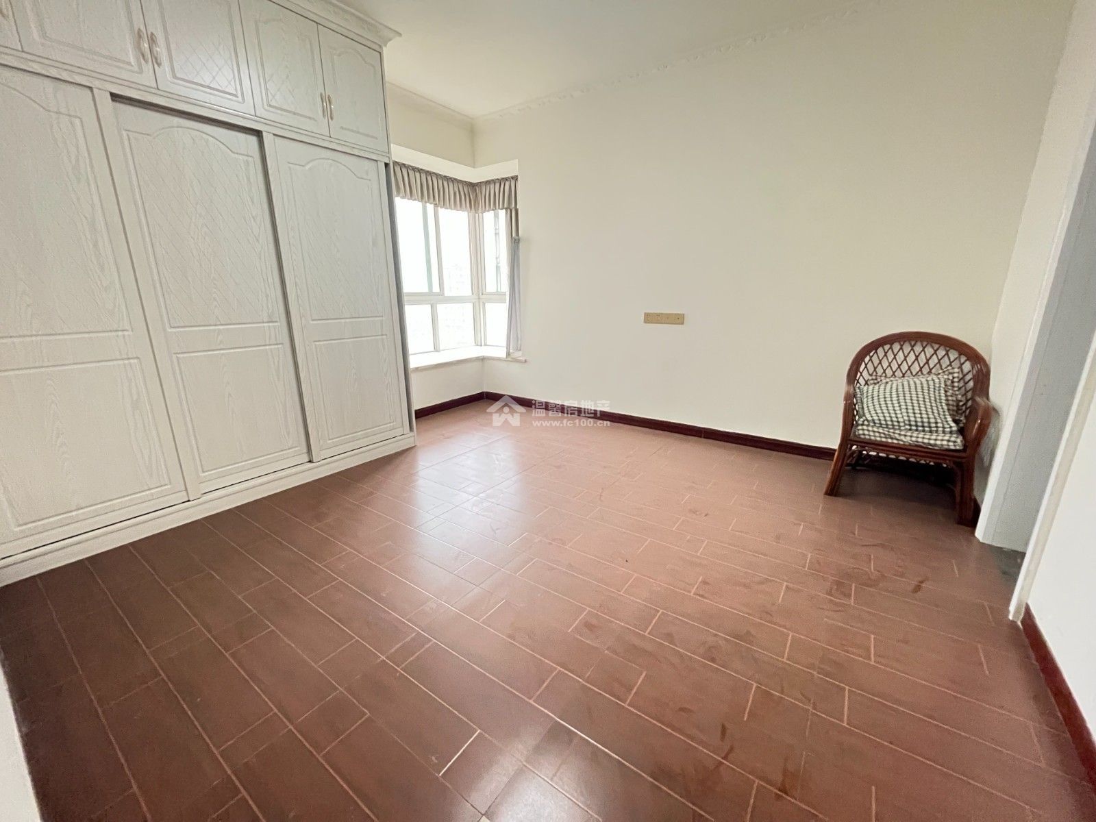 M-18365二手房图片