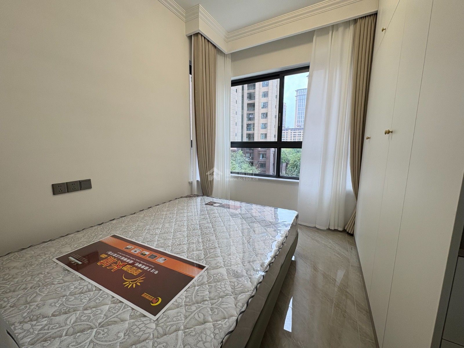 M-32990二手房图片