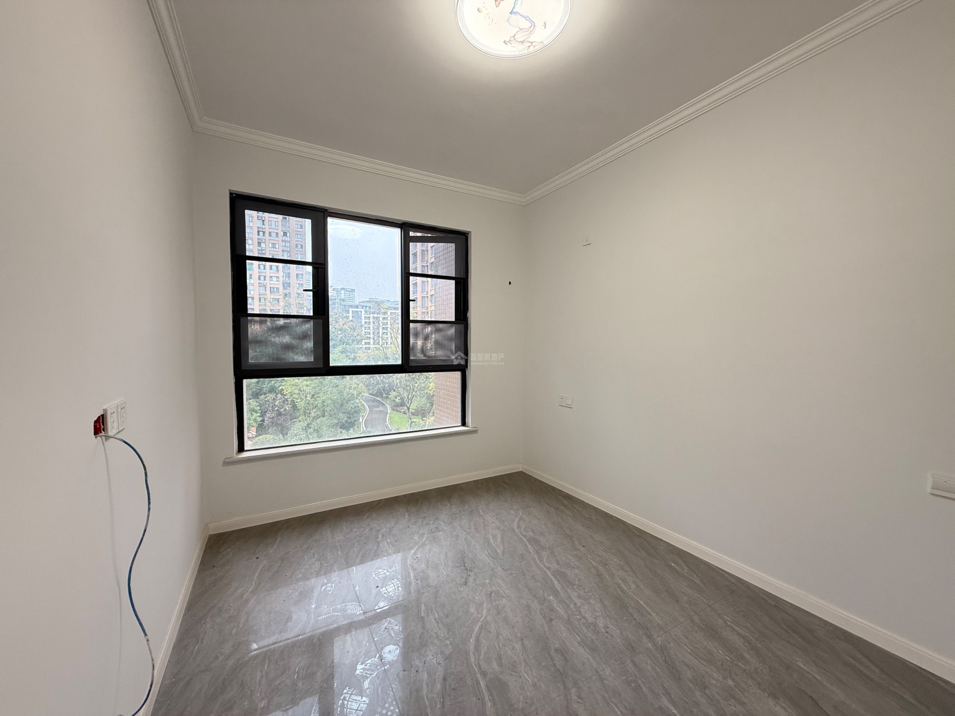 M-33805二手房图片