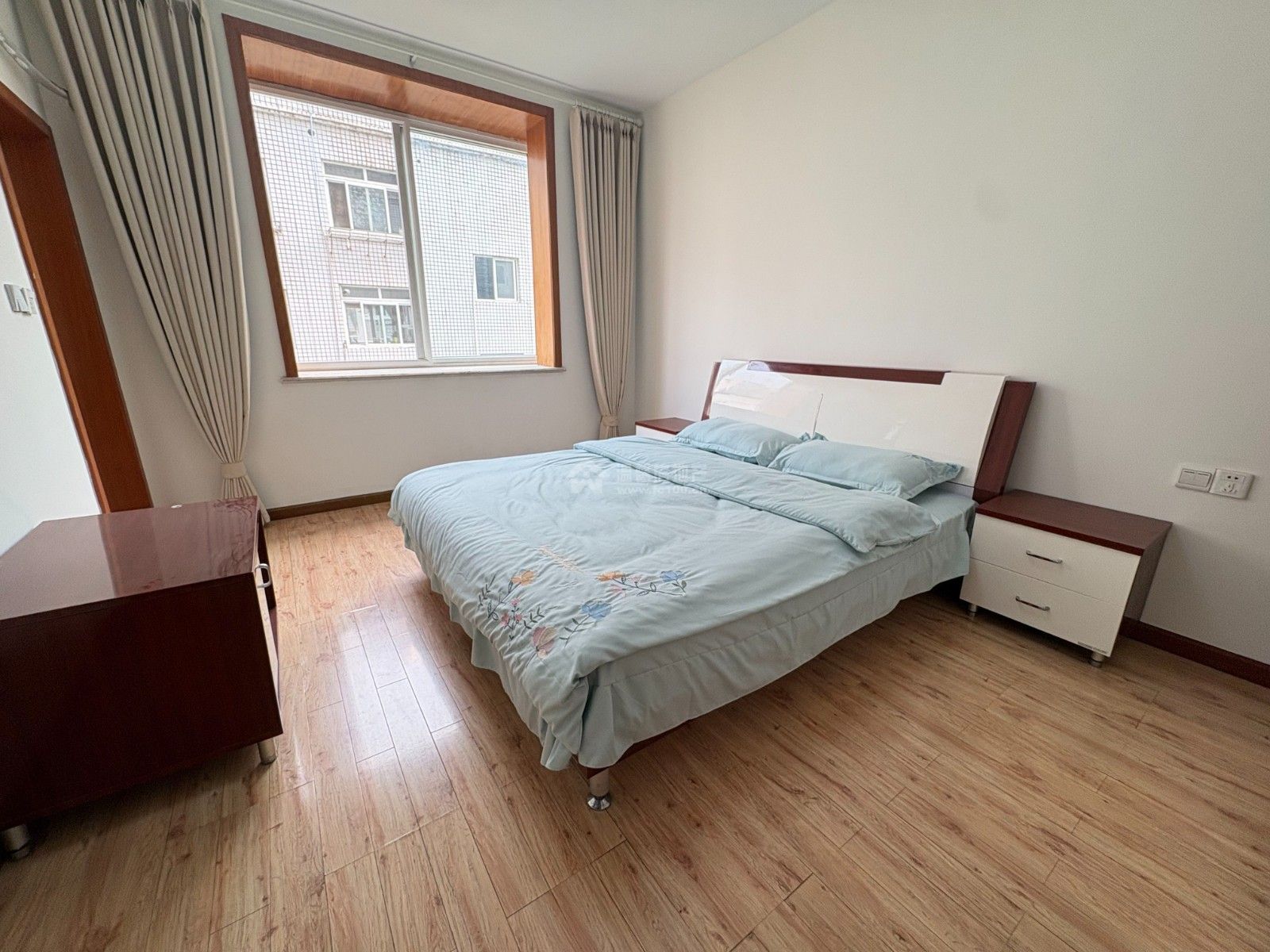 M-40803二手房图片