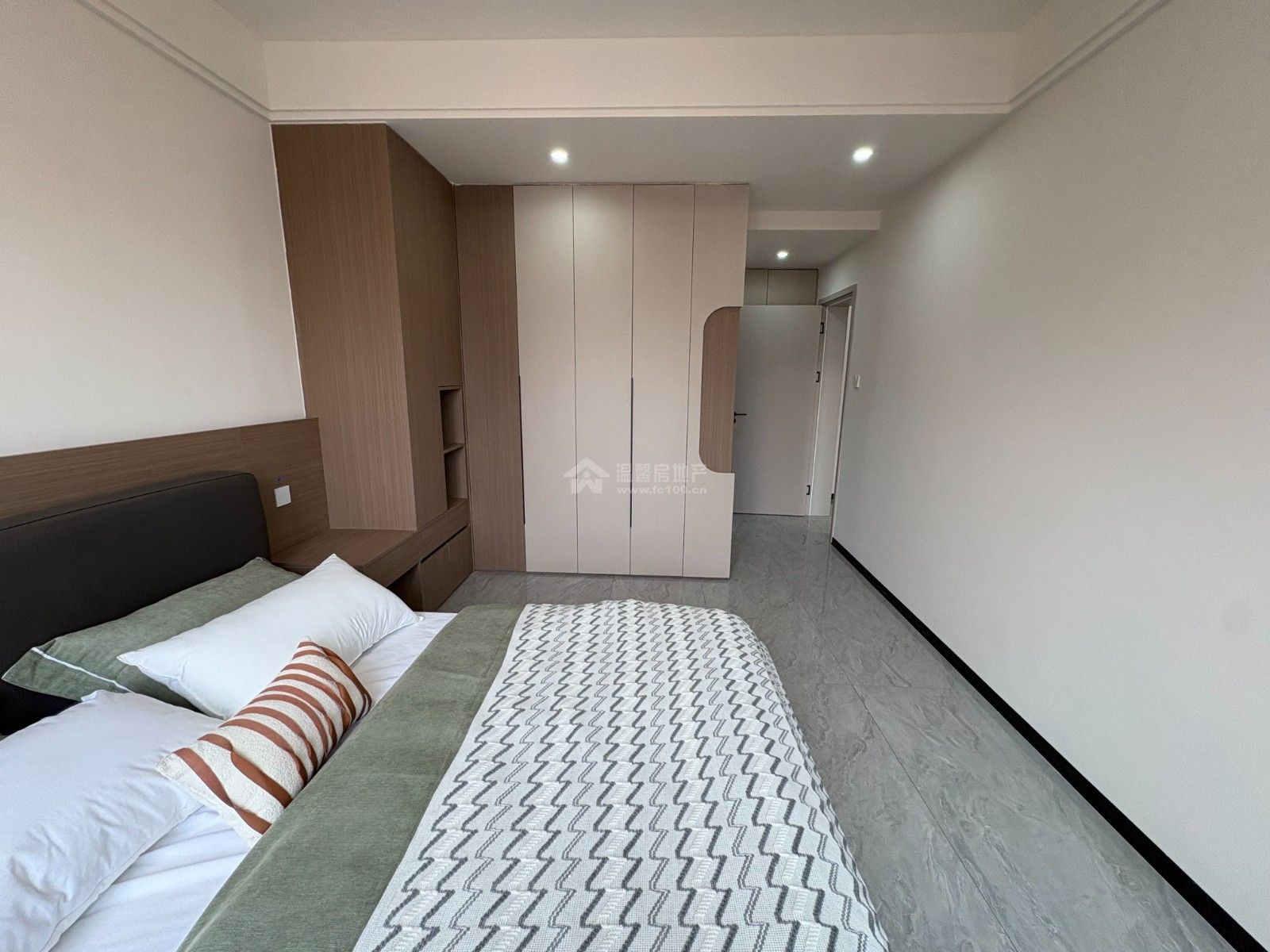 M-42245二手房图片