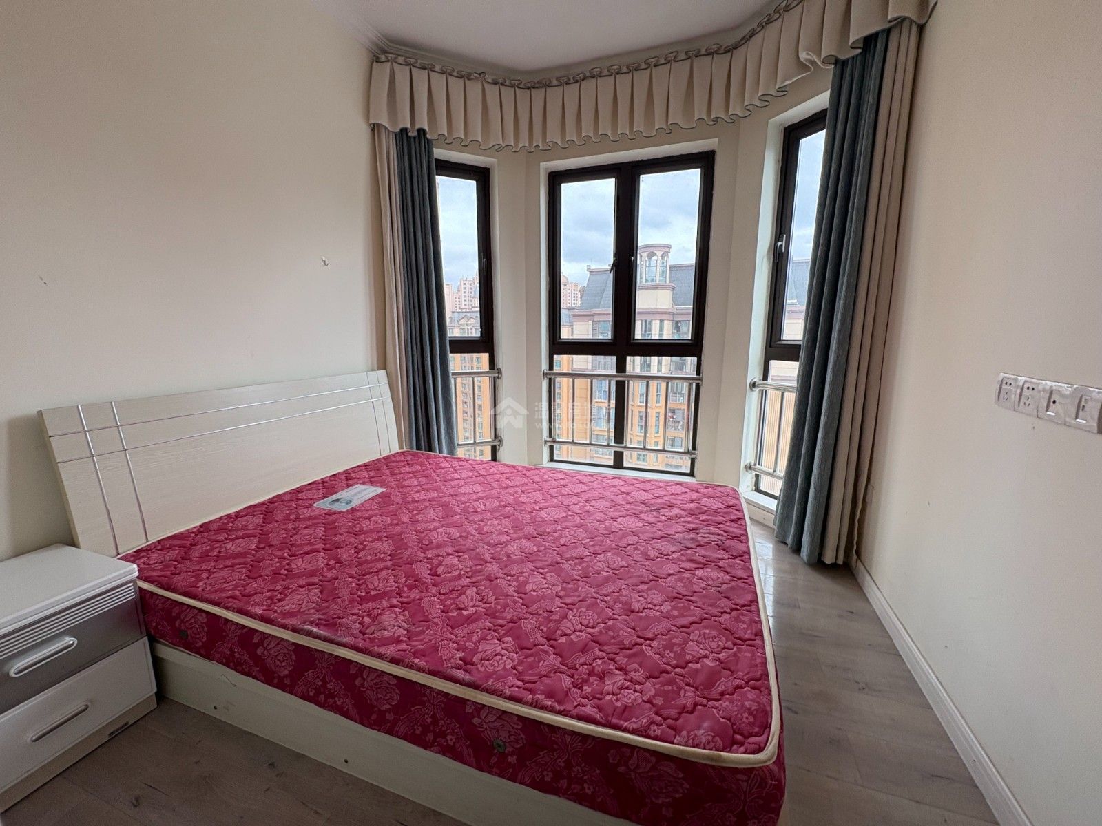 M-42571二手房图片