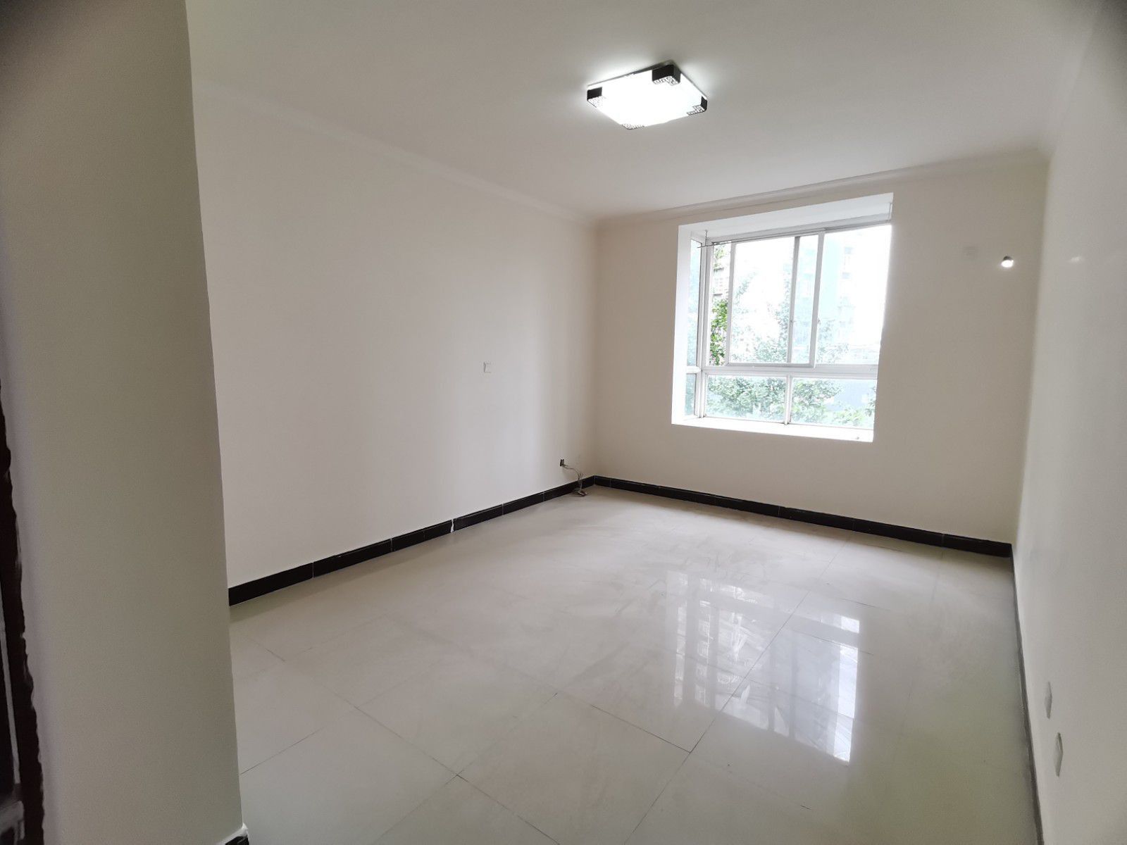 Z-16601二手房图片