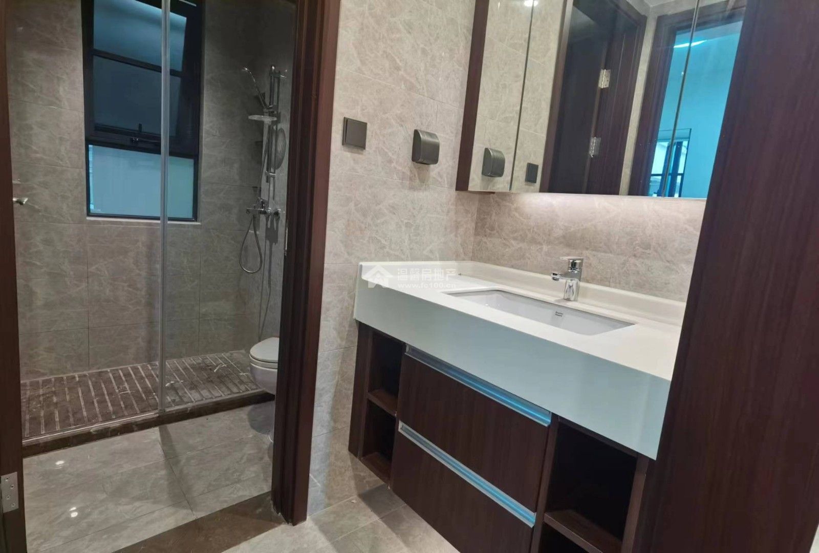 Z-19438二手房图片