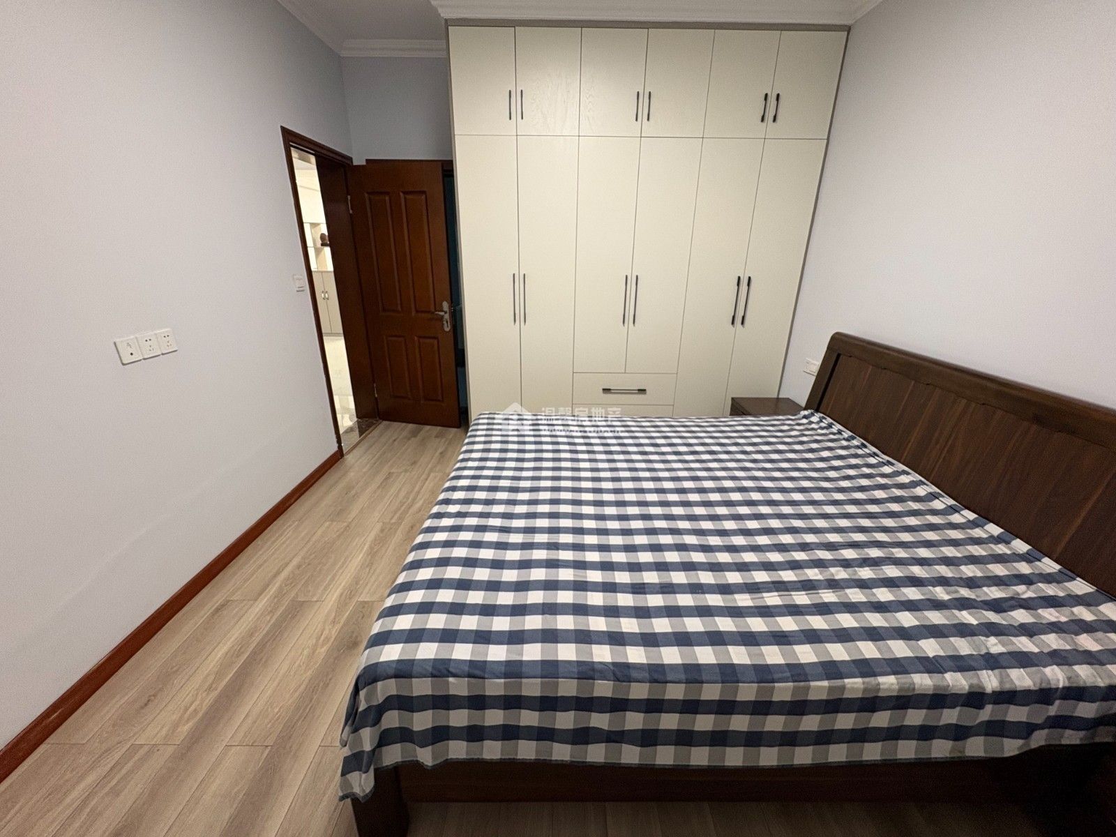 Z-41306二手房图片