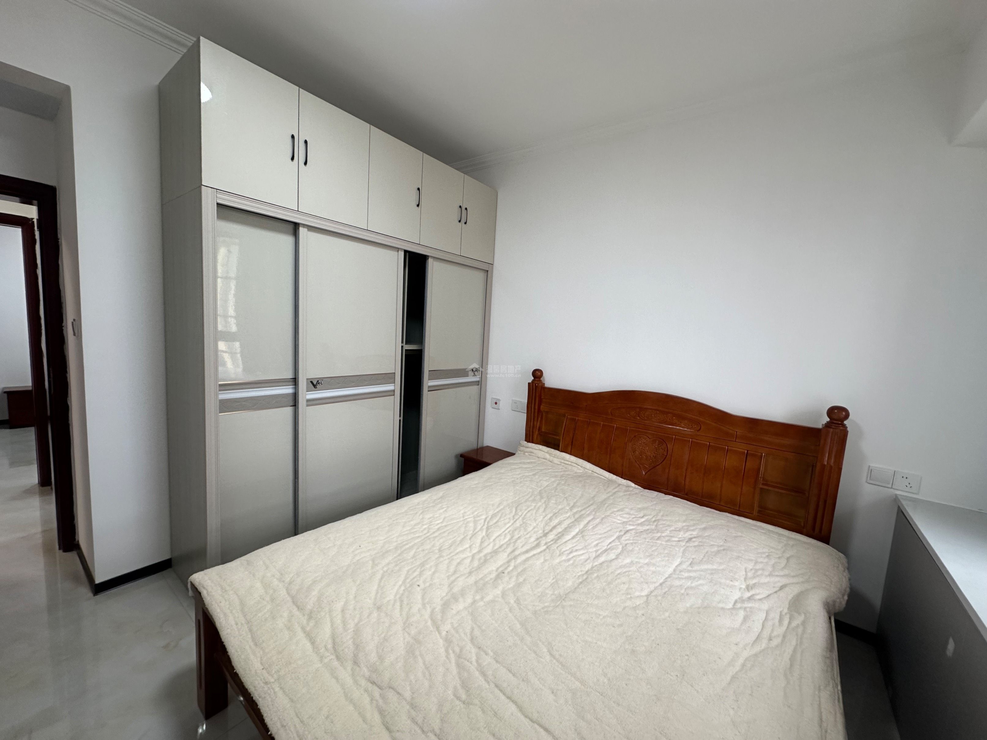 Z-42215二手房图片