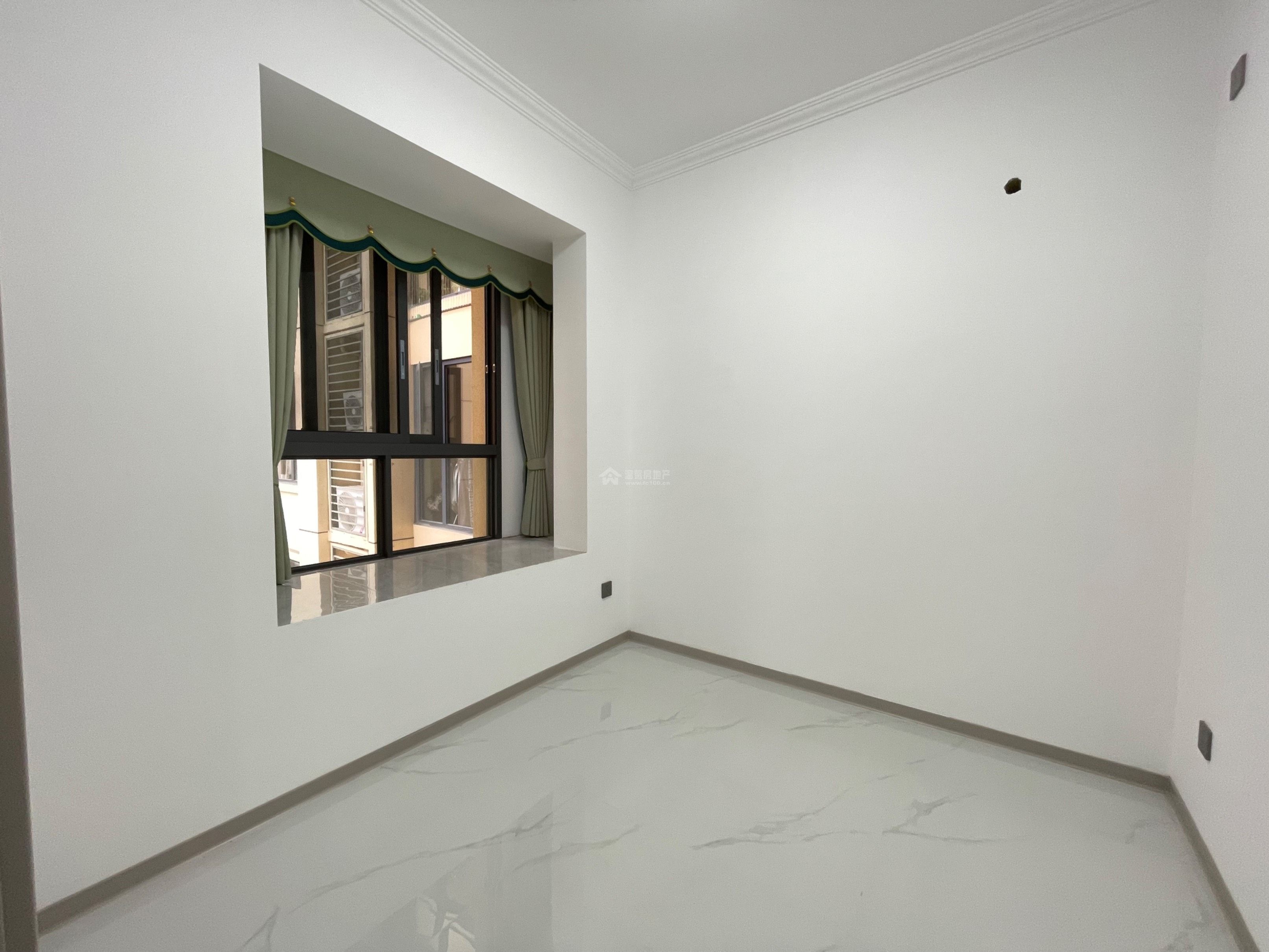 Z-42241二手房图片