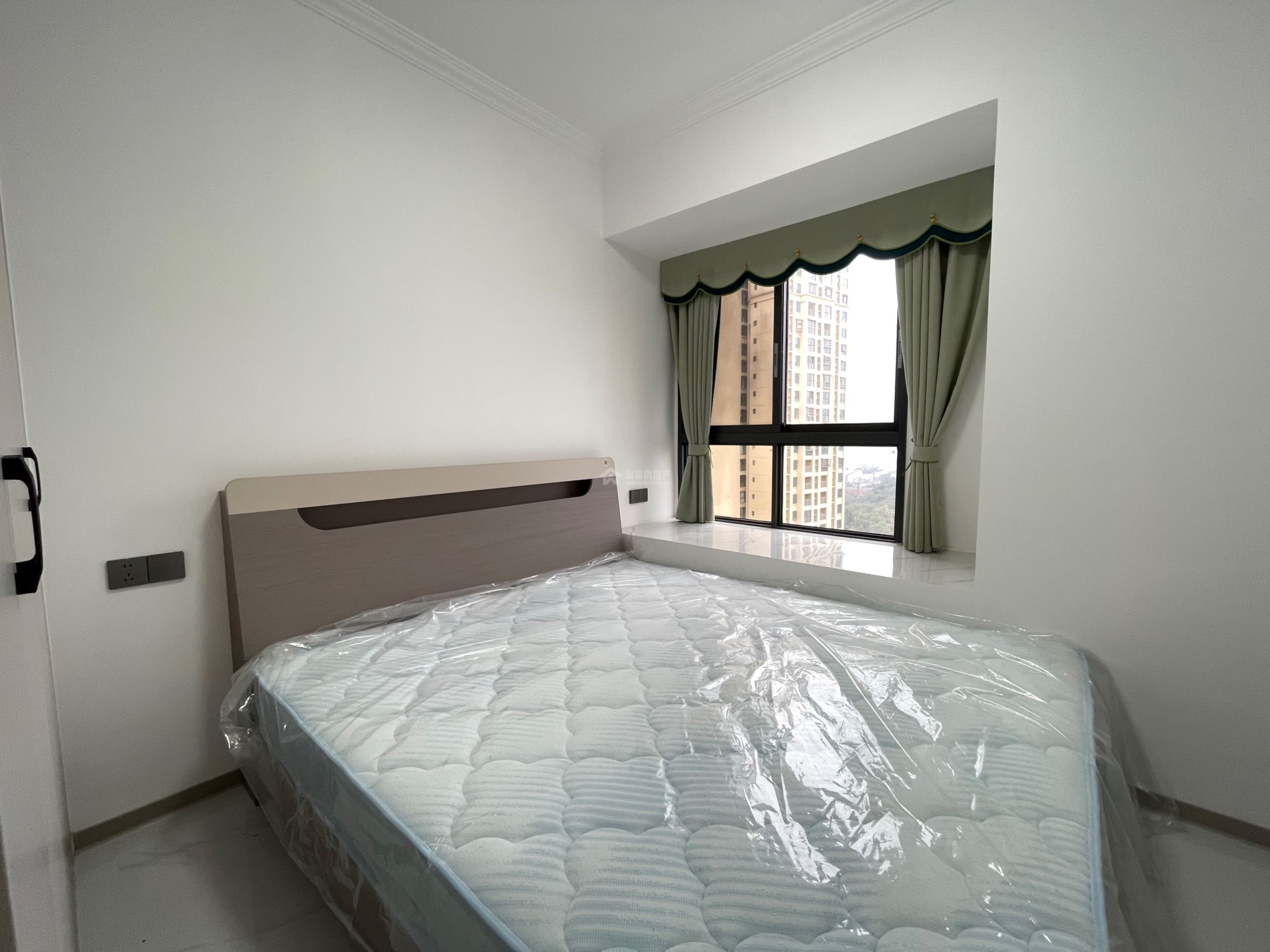 Z-42241二手房图片