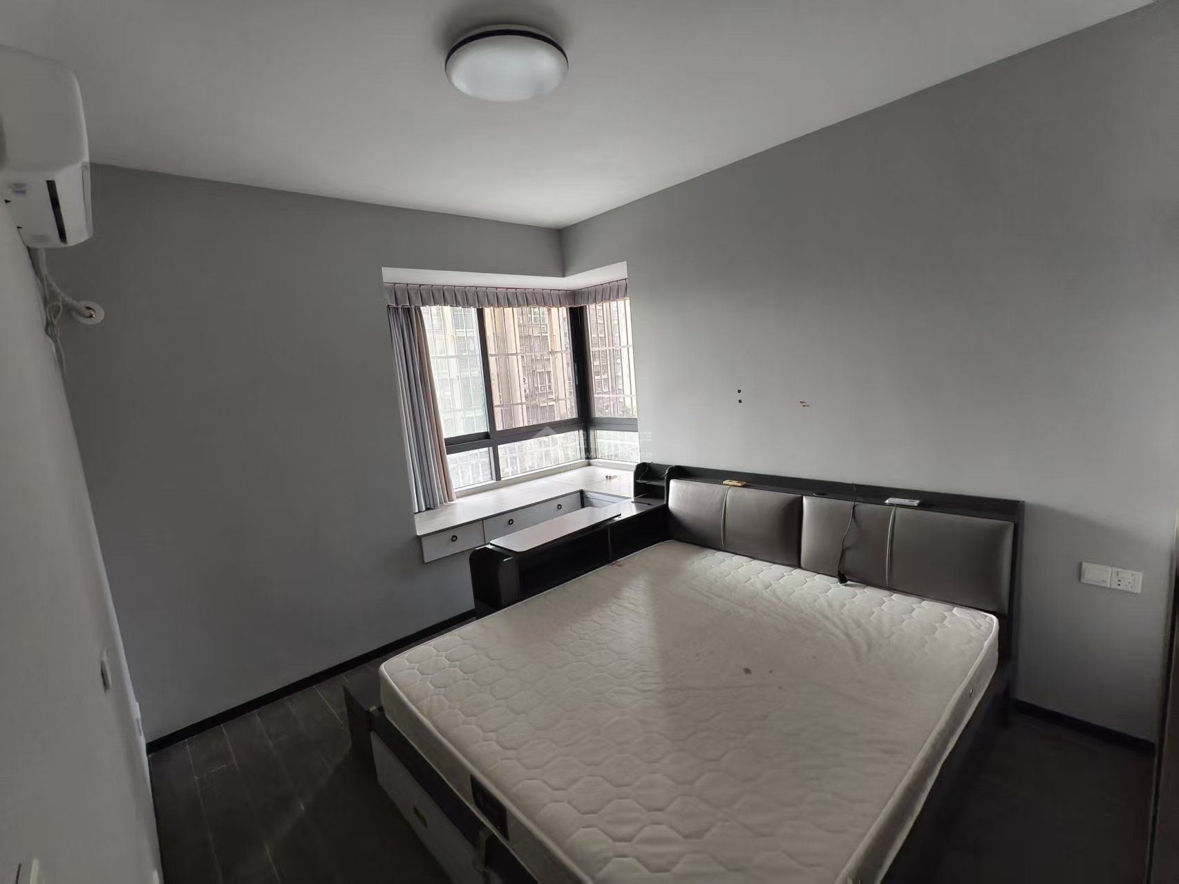 Z-42642二手房图片