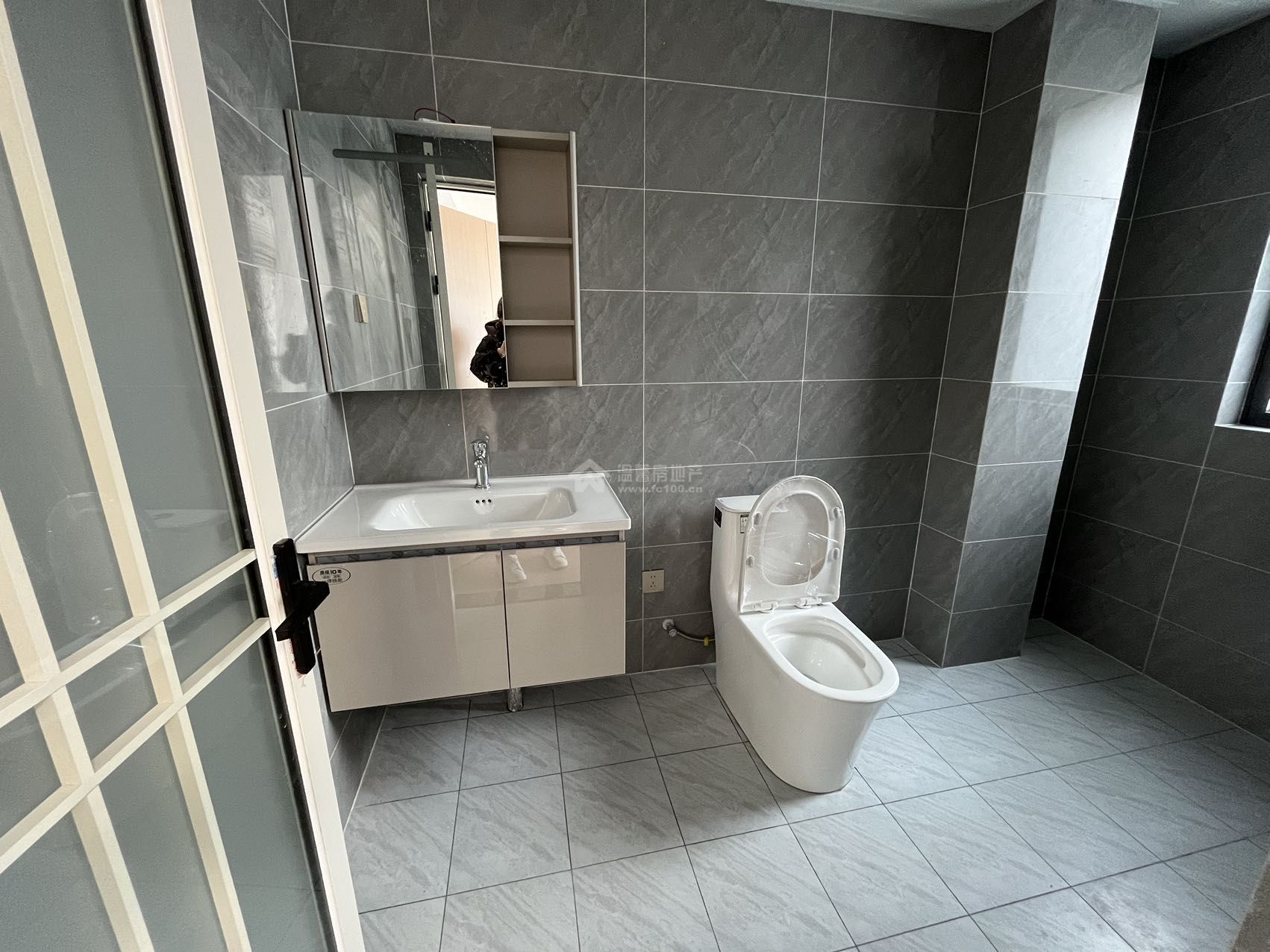 Z-42647二手房图片