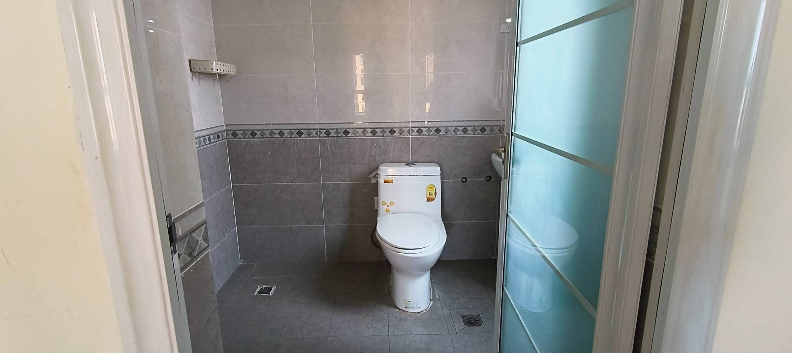 Z-42695二手房图片