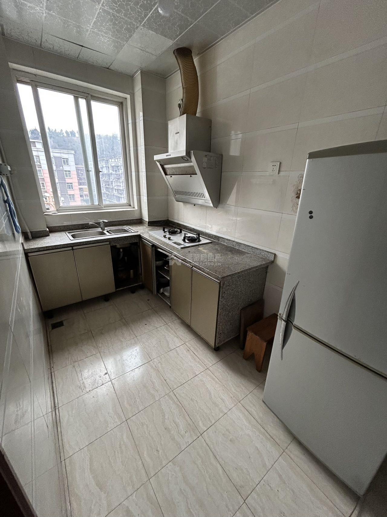 Z-42698二手房图片