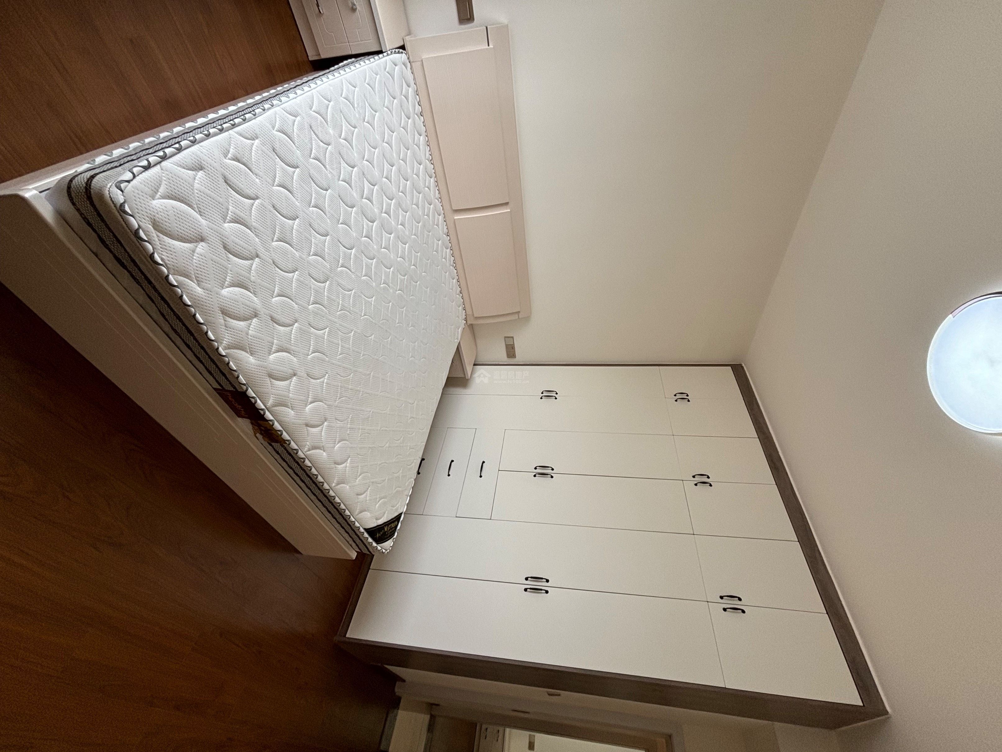 Z-42700二手房图片