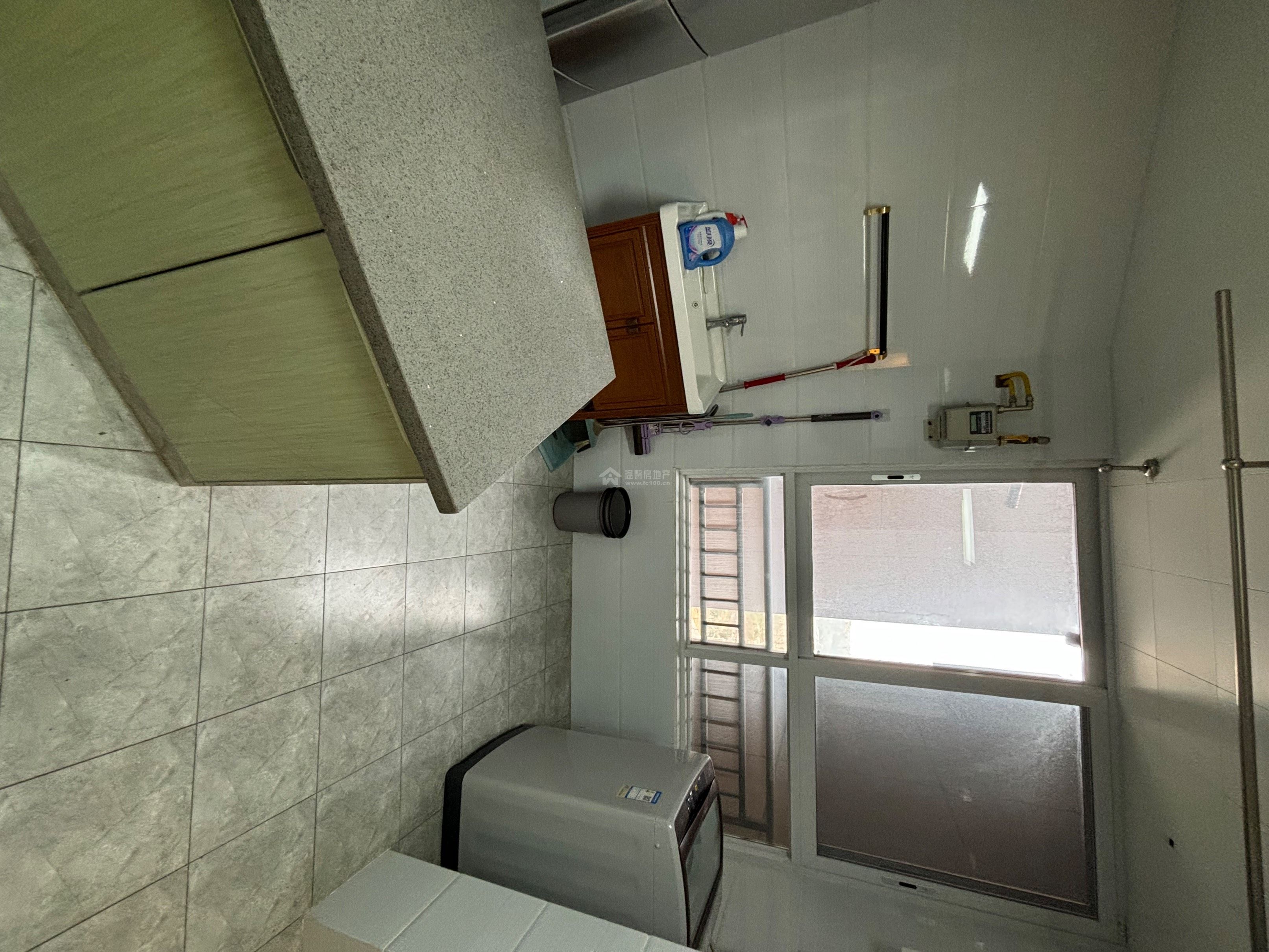 Z-42700二手房图片