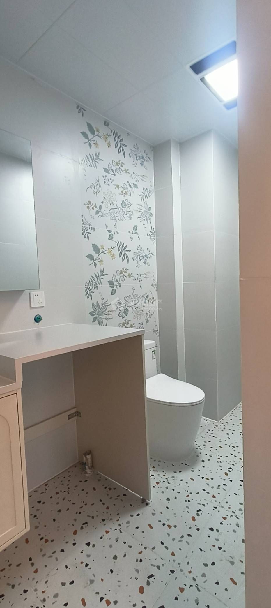 Z-42742二手房图片